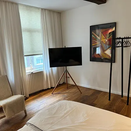 Bed & Breakfast Accademia00 *